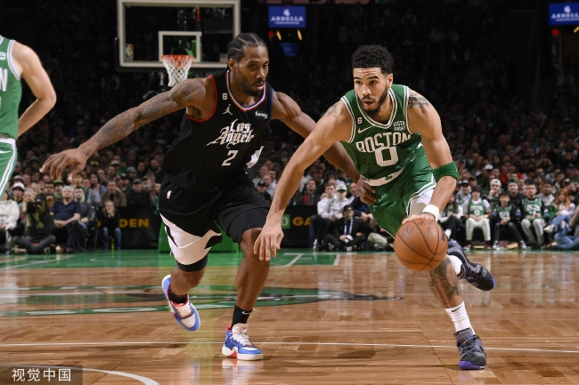  塔图姆40分创新高，绿军力克快船  