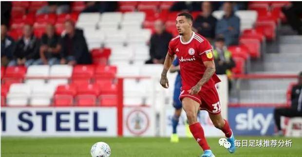  莱斯特城主场憾平利物浦，罗杰斯无奈接受平局